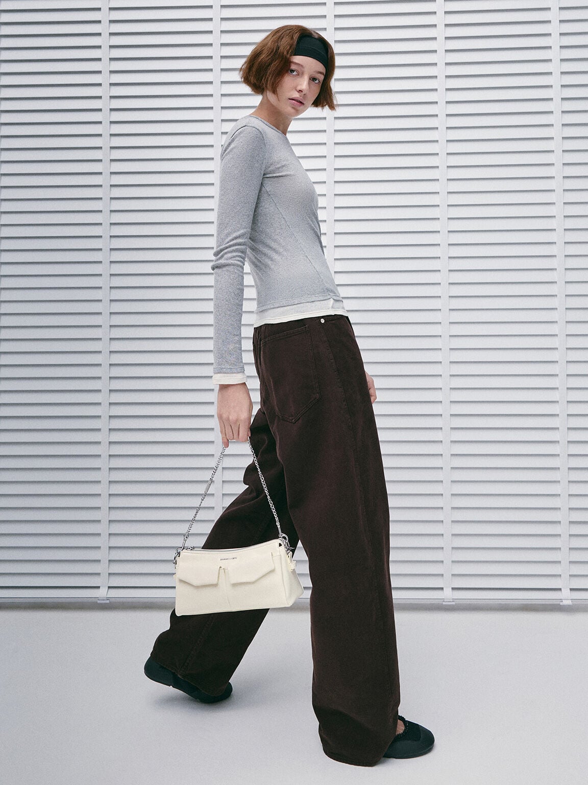 CHARLES & KEITH Essential / Rachel Front-Pocket Chain Shoulder Bag - Cream