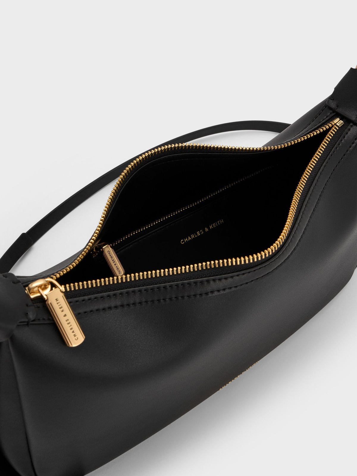 CHARLES & KEITH Customer Favorite / Calla Shoulder Bag - Black