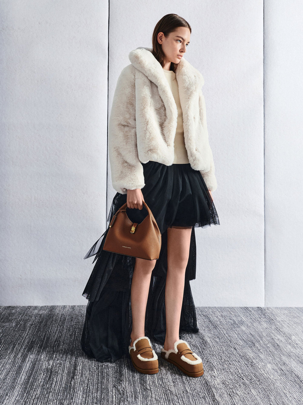 CHARLES & KEITH Recommended / Chance Turn-Lock Bucket Bag - Chocolate