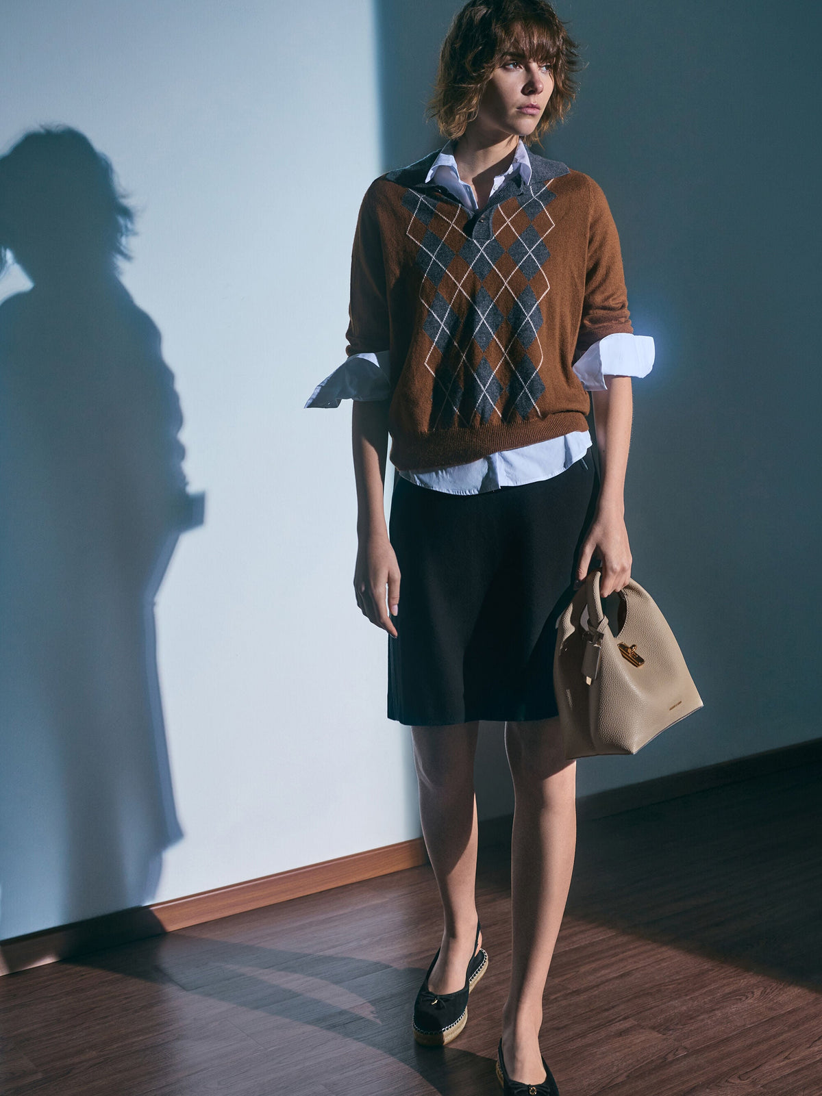 CHARLES & KEITH Premium / Chance Turn-Lock Bucket Bag - Taupe