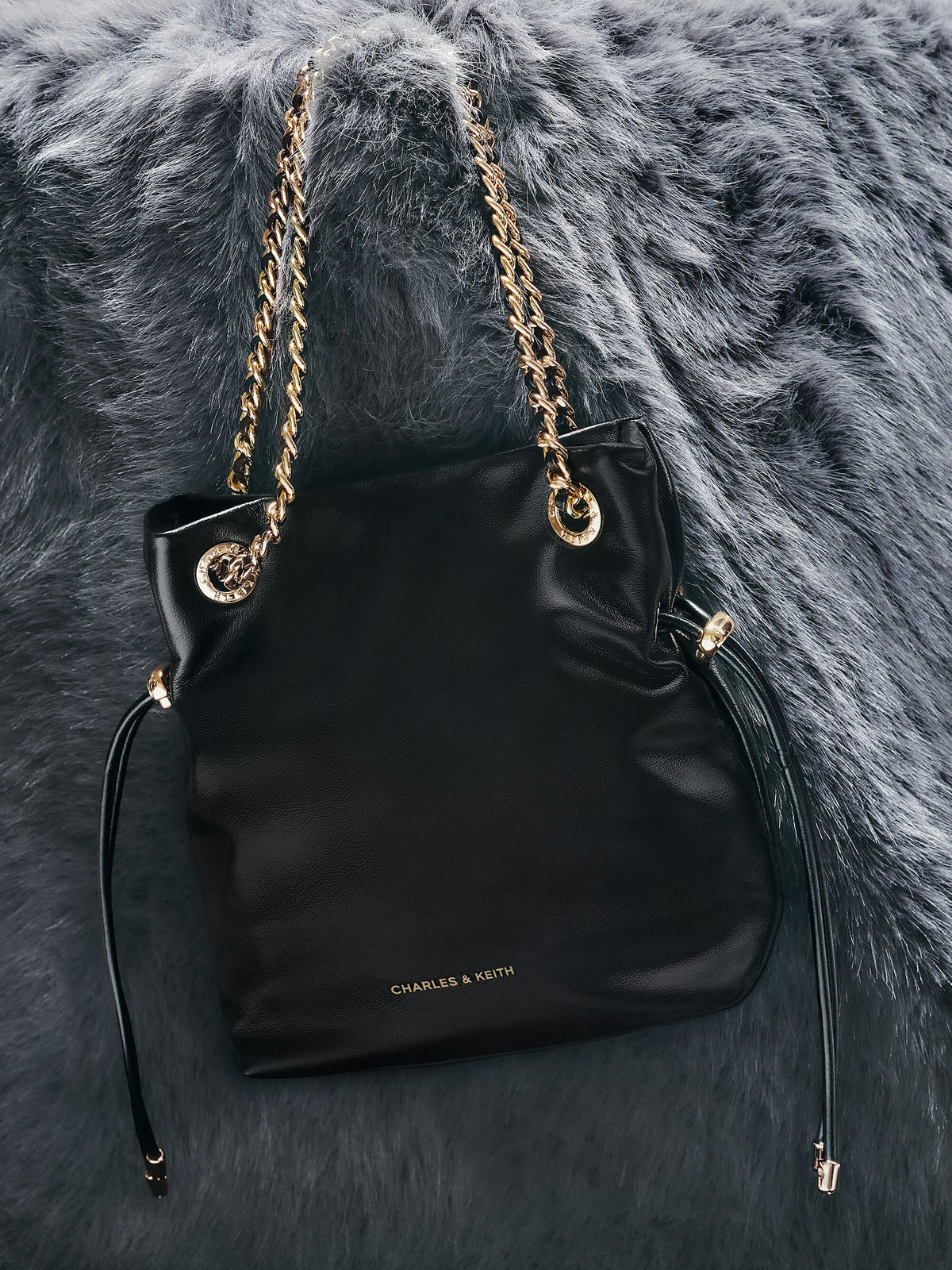 CHARLES & KEITH Great Value / Arya Braided-Chain Crossbody Bag - Black
