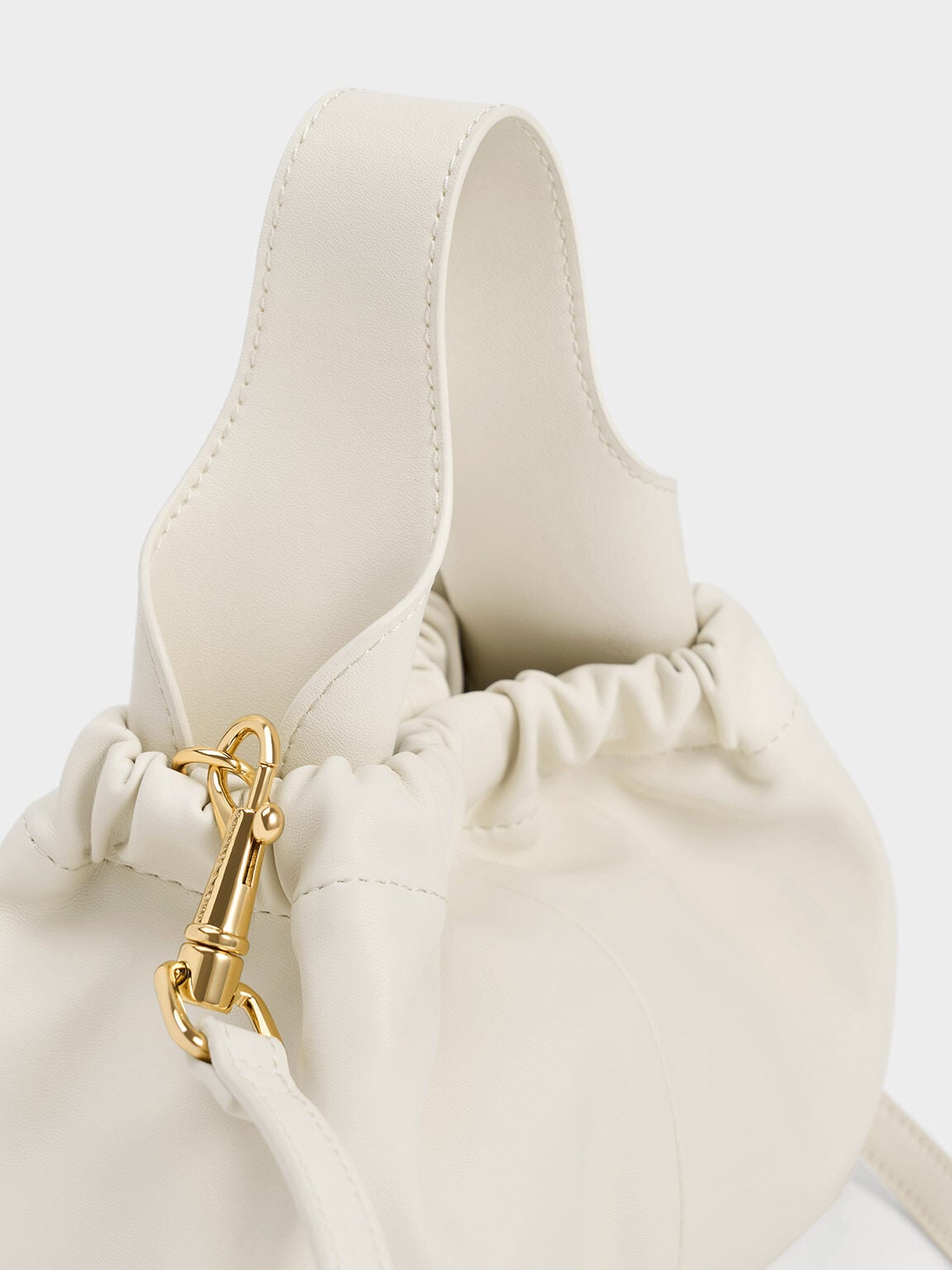 CHARLES & KEITH Popular / Ally Ruched Chain-Handle Bag - Cream