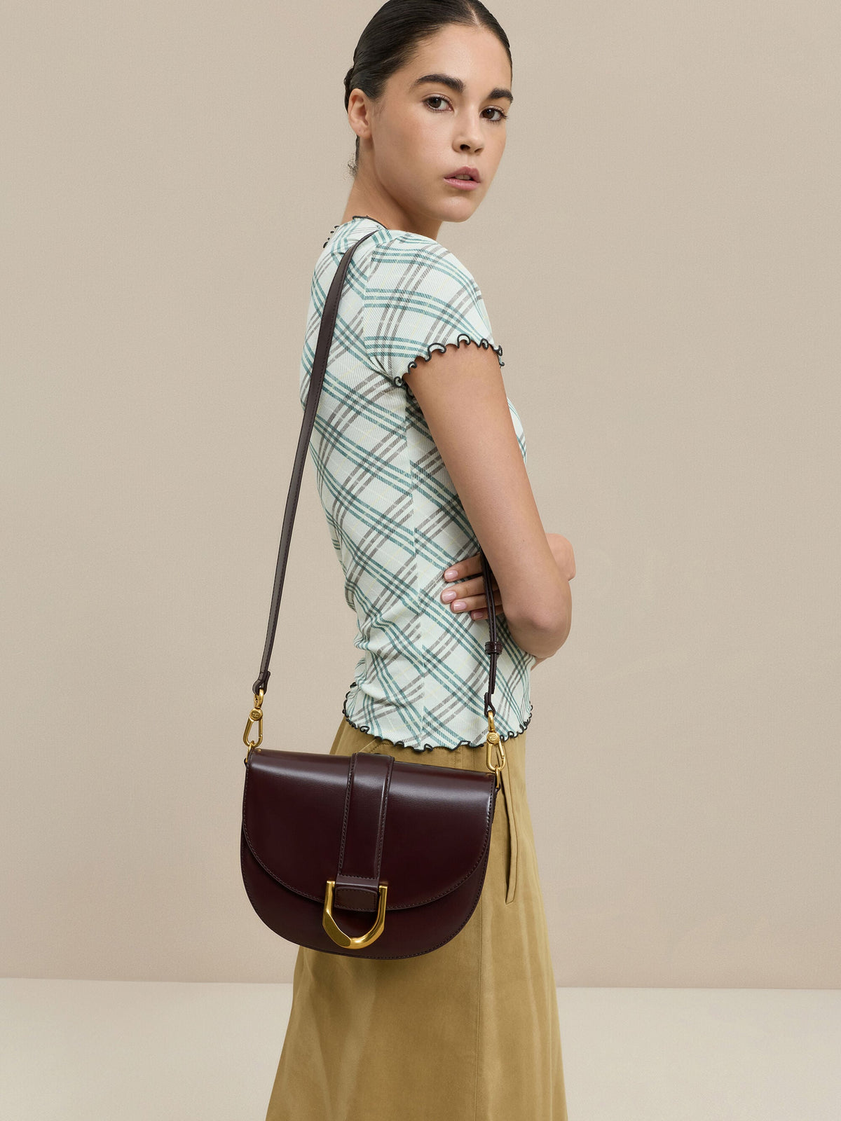 CHARLES & KEITH Signature / Gabine Leather Saddle Bag - Plum