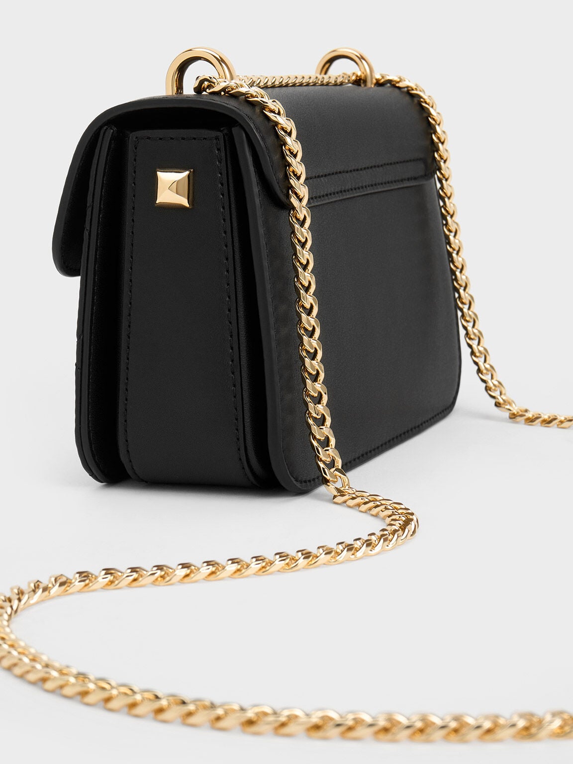 CHARLES & KEITH Deals / Alva Quilted Chain-Handle Bag - Black