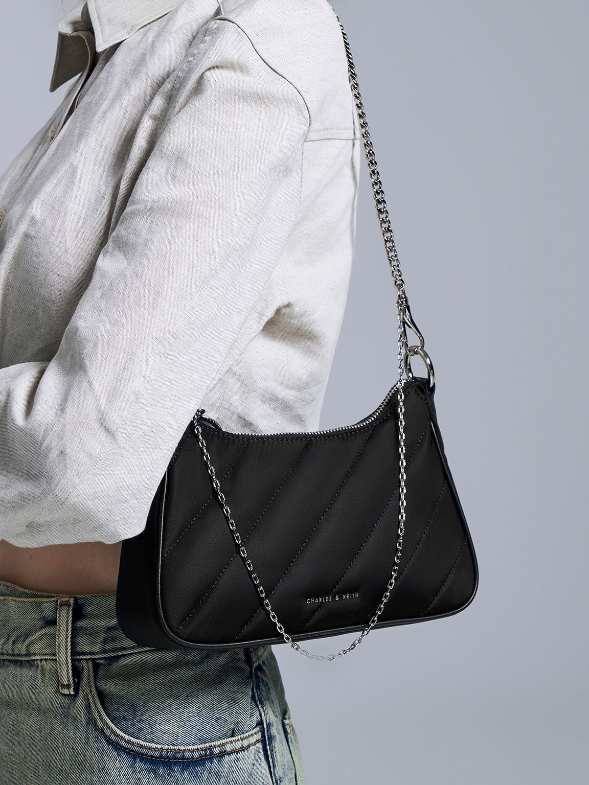 CHARLES & KEITH Great Value / Philomena Nylon Puffy Chain-Strap Crossbody Bag - Noir