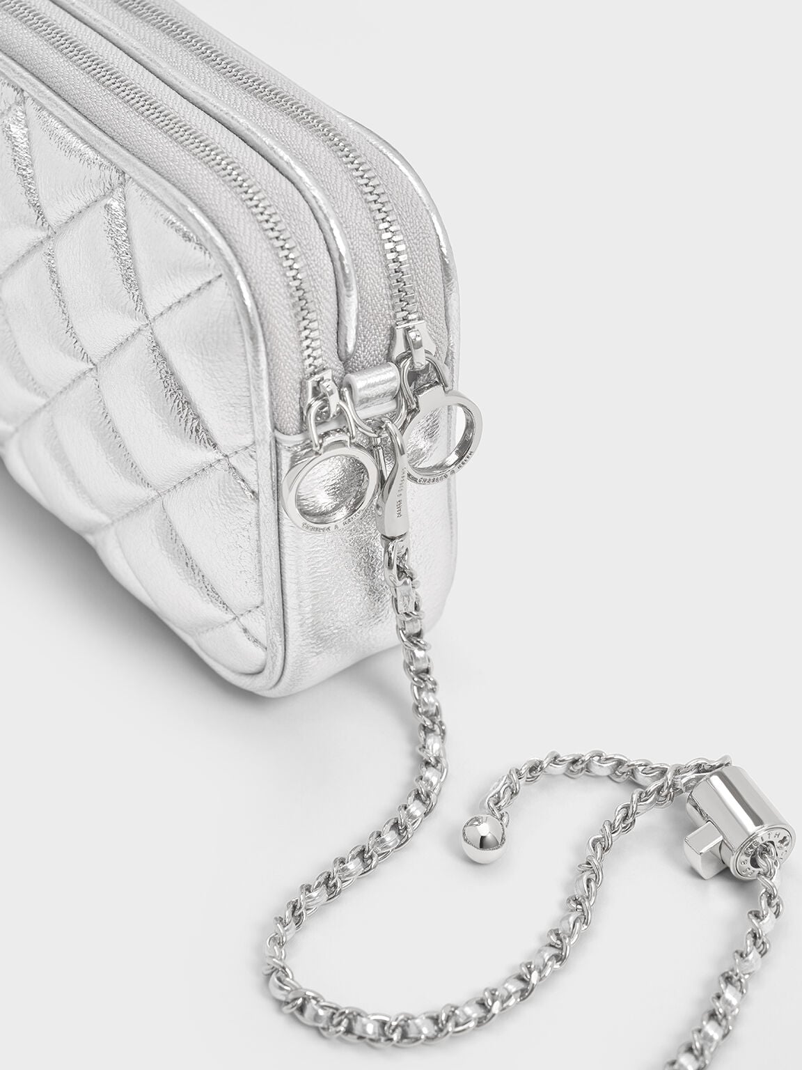 CHARLES & KEITH Essential / Mini Apfra Quilted Crossbody Bag - Silver