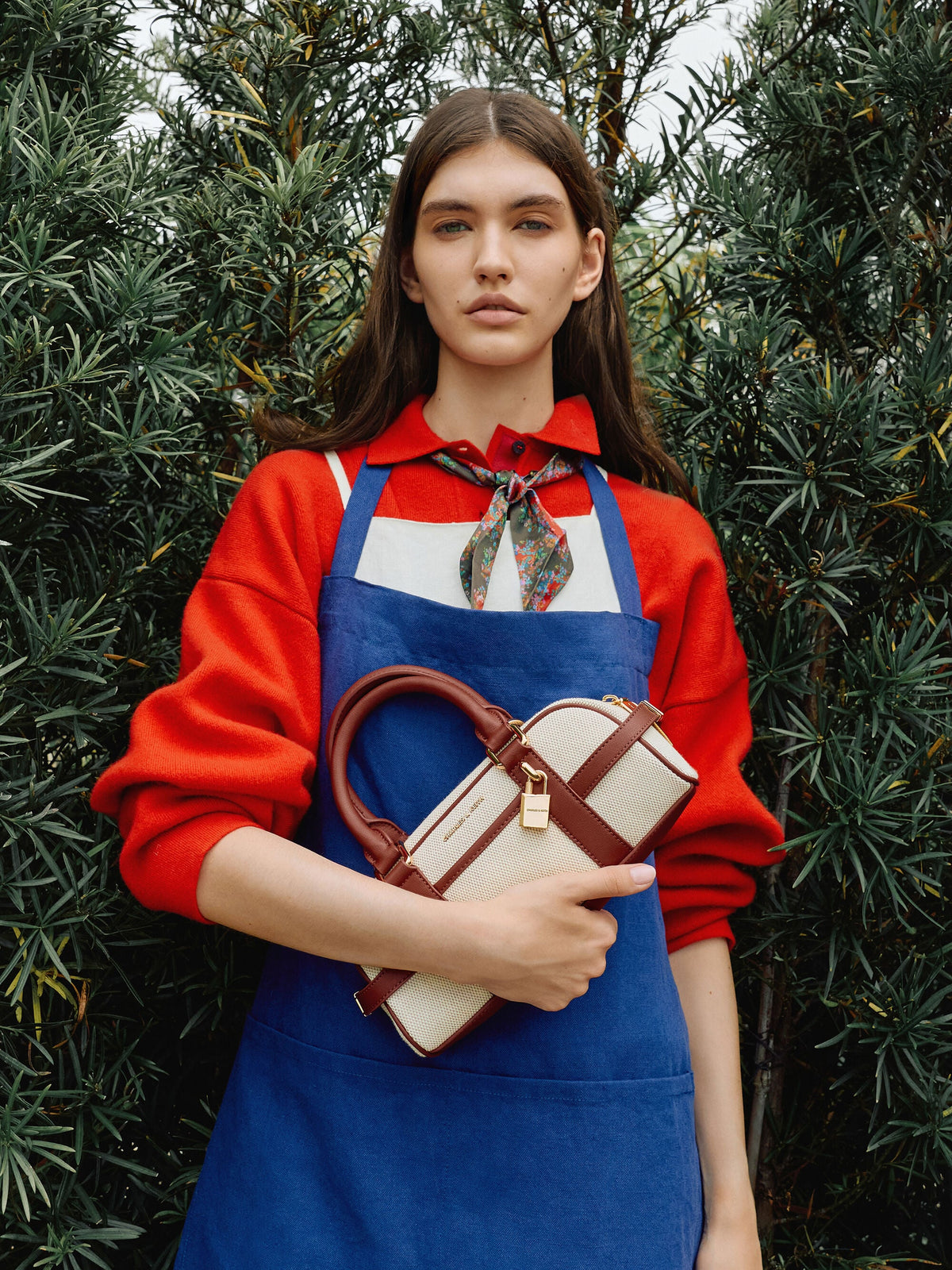 CHARLES & KEITH Top Pick / Scottie Canvas Bowling Bag - Brick