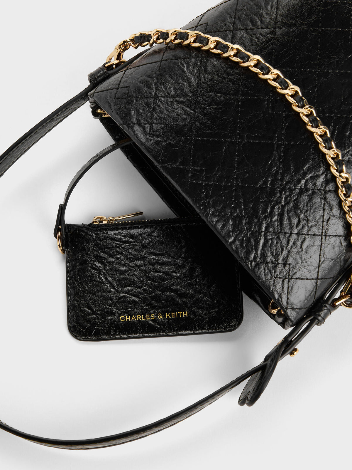 CHARLES & KEITH Deals / Duo Quilted Chain Bucket Bag - Black