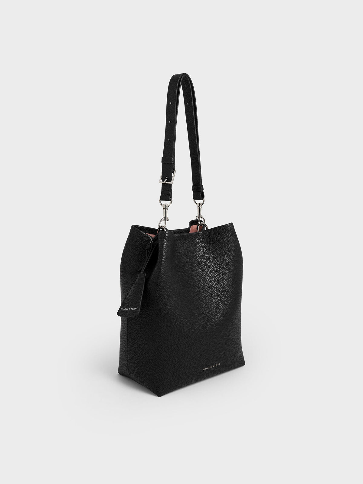 CHARLES & KEITH Recommended / Beryl Bucket Bag - Noir