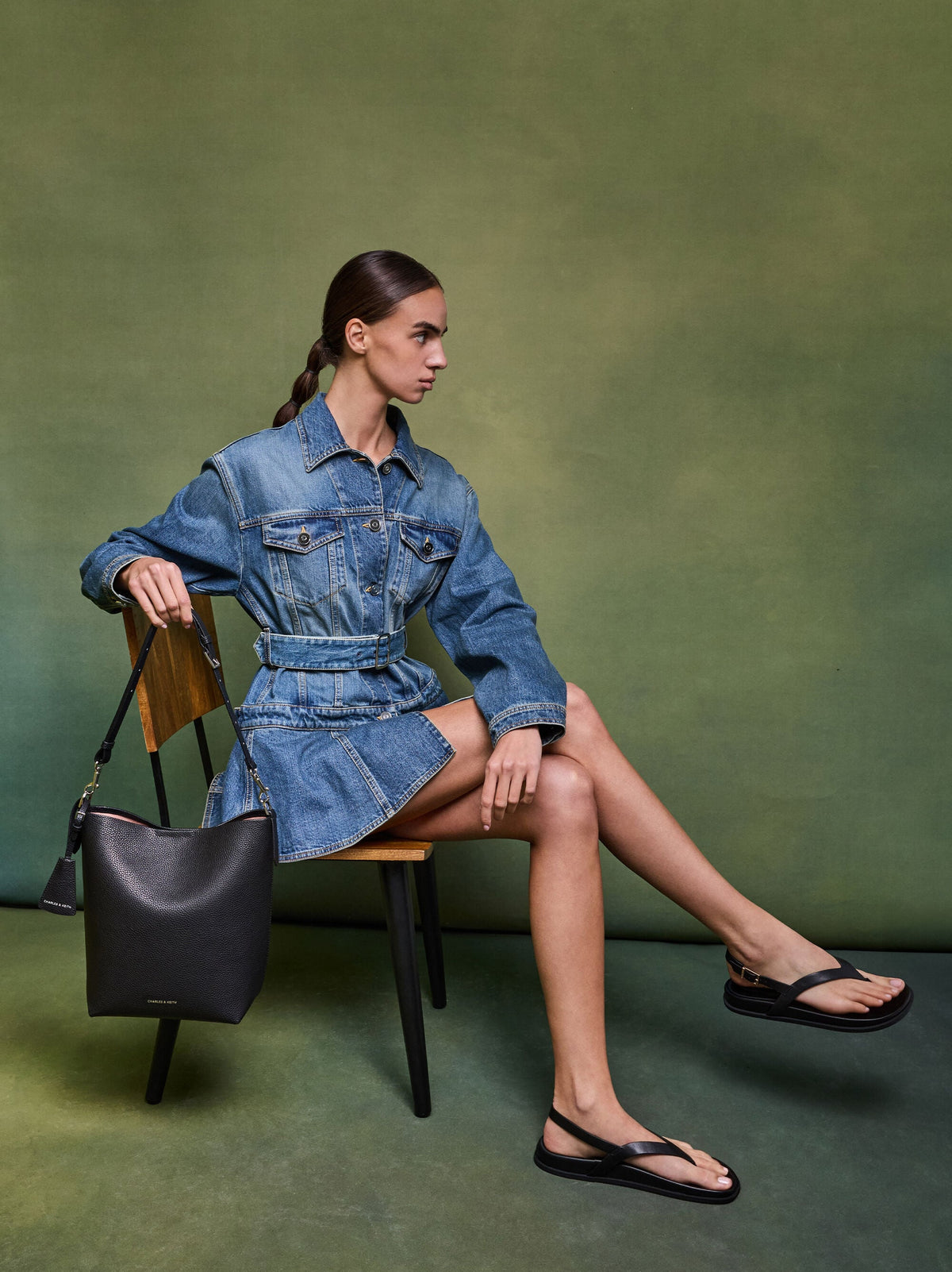 CHARLES & KEITH Recommended / Beryl Bucket Bag - Noir
