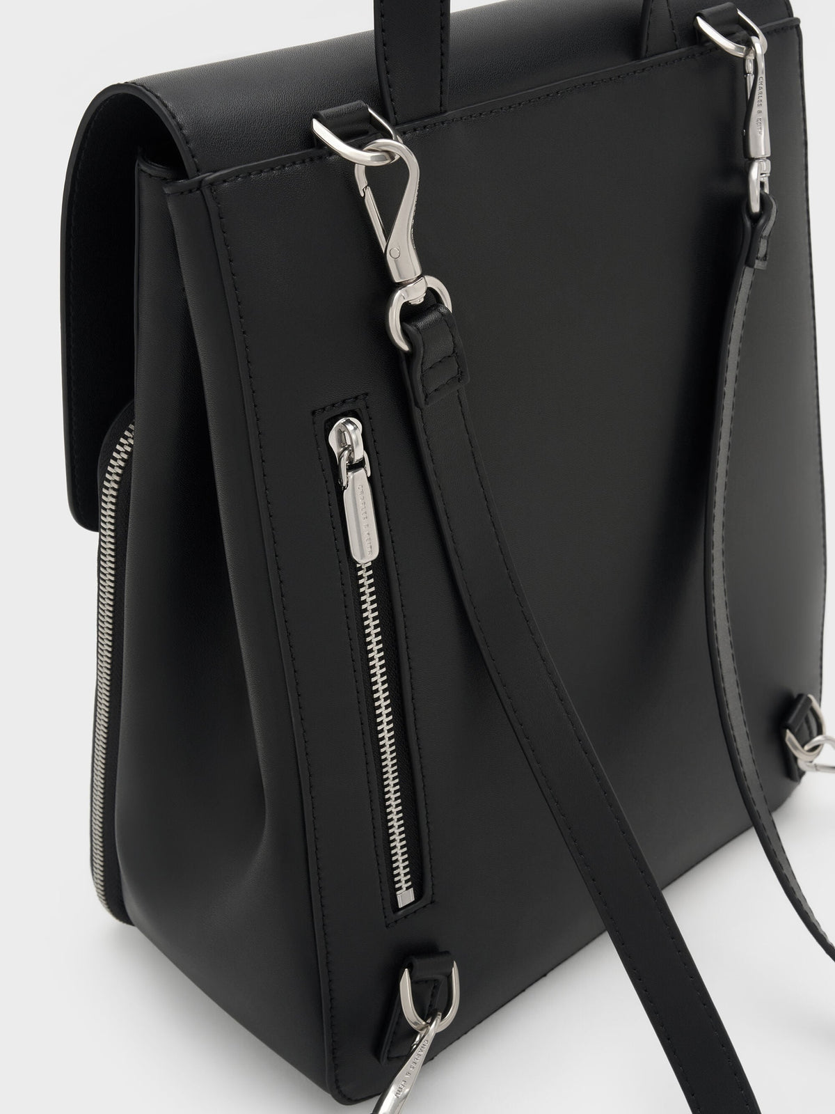 CHARLES & KEITH Exclusive / Octavia Front-Flap Backpack - Noir