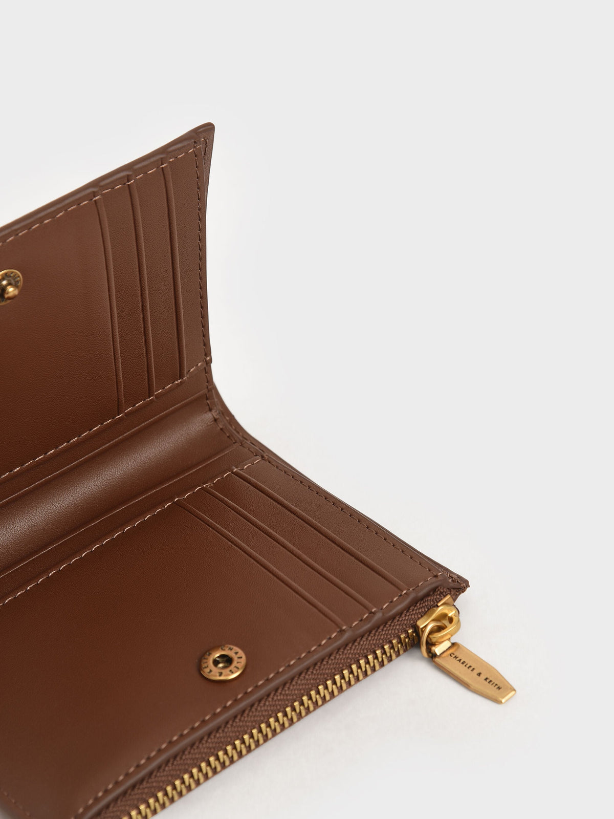 CHARLES & KEITH New / Harmonee Top-Zip Small Wallet - Chocolate