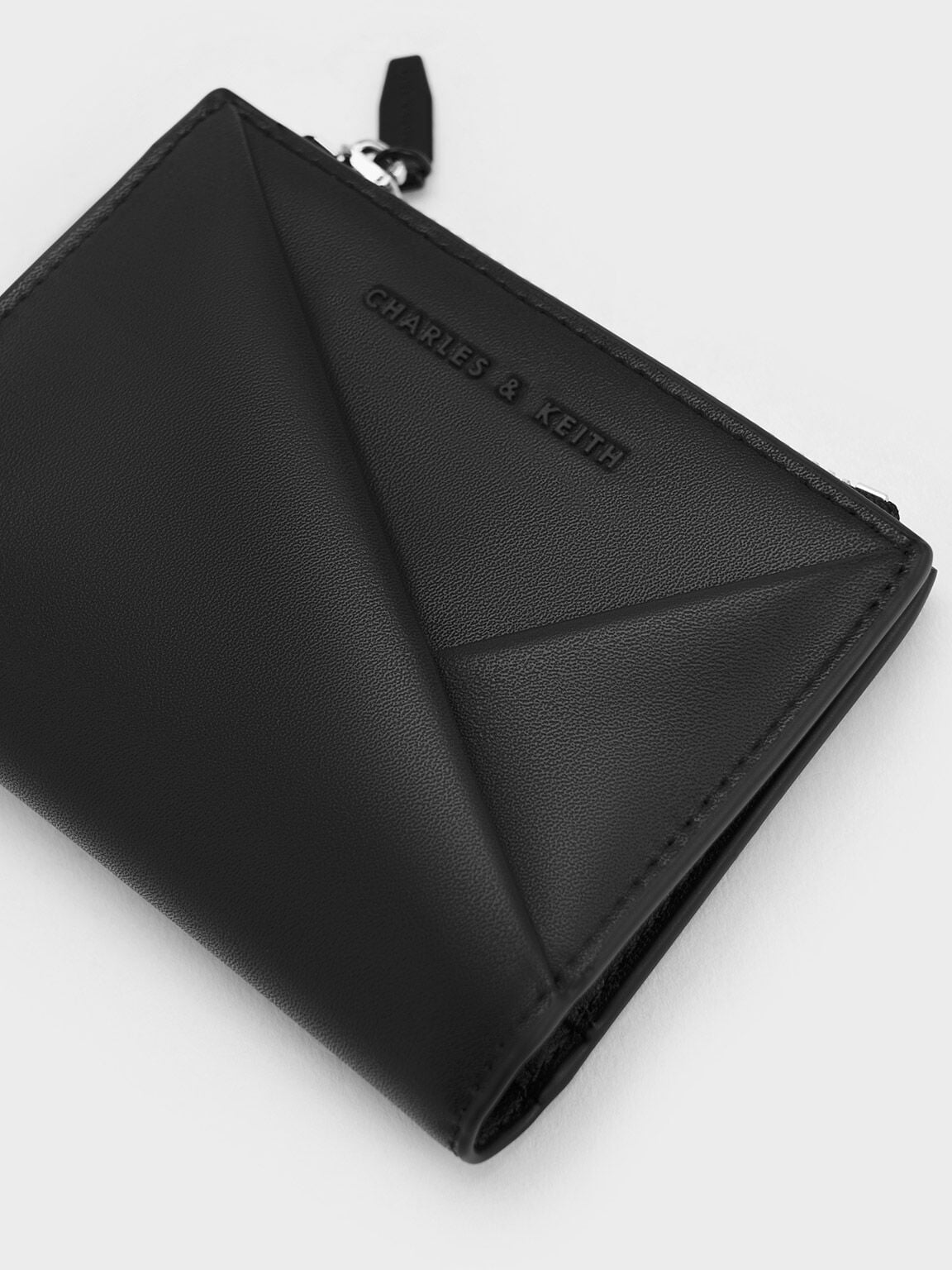 CHARLES & KEITH Essential / Midori Geometric Top-Zip Wallet - Noir