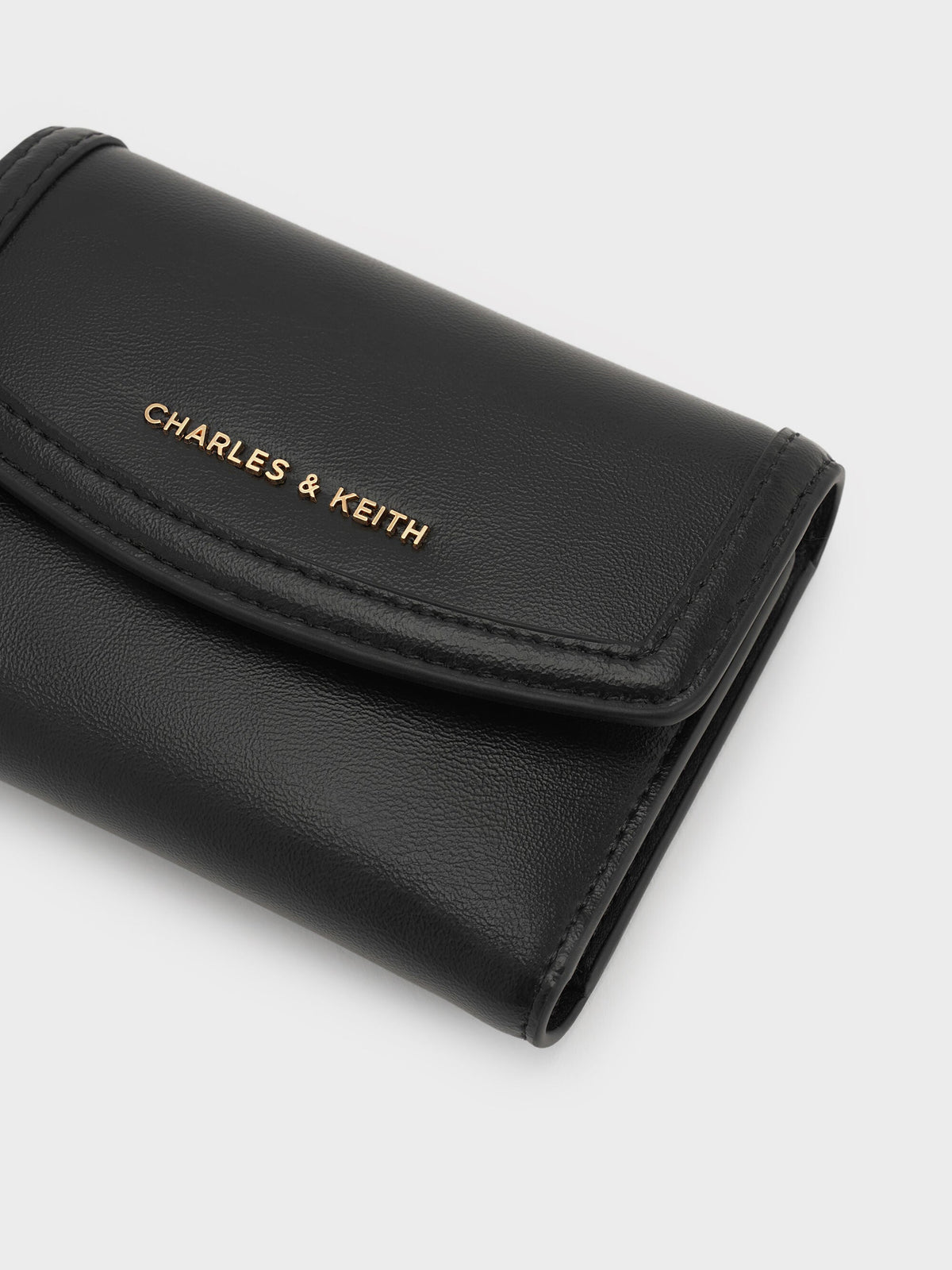 CHARLES & KEITH New / Haylen Front-Flap Small Wallet - Black
