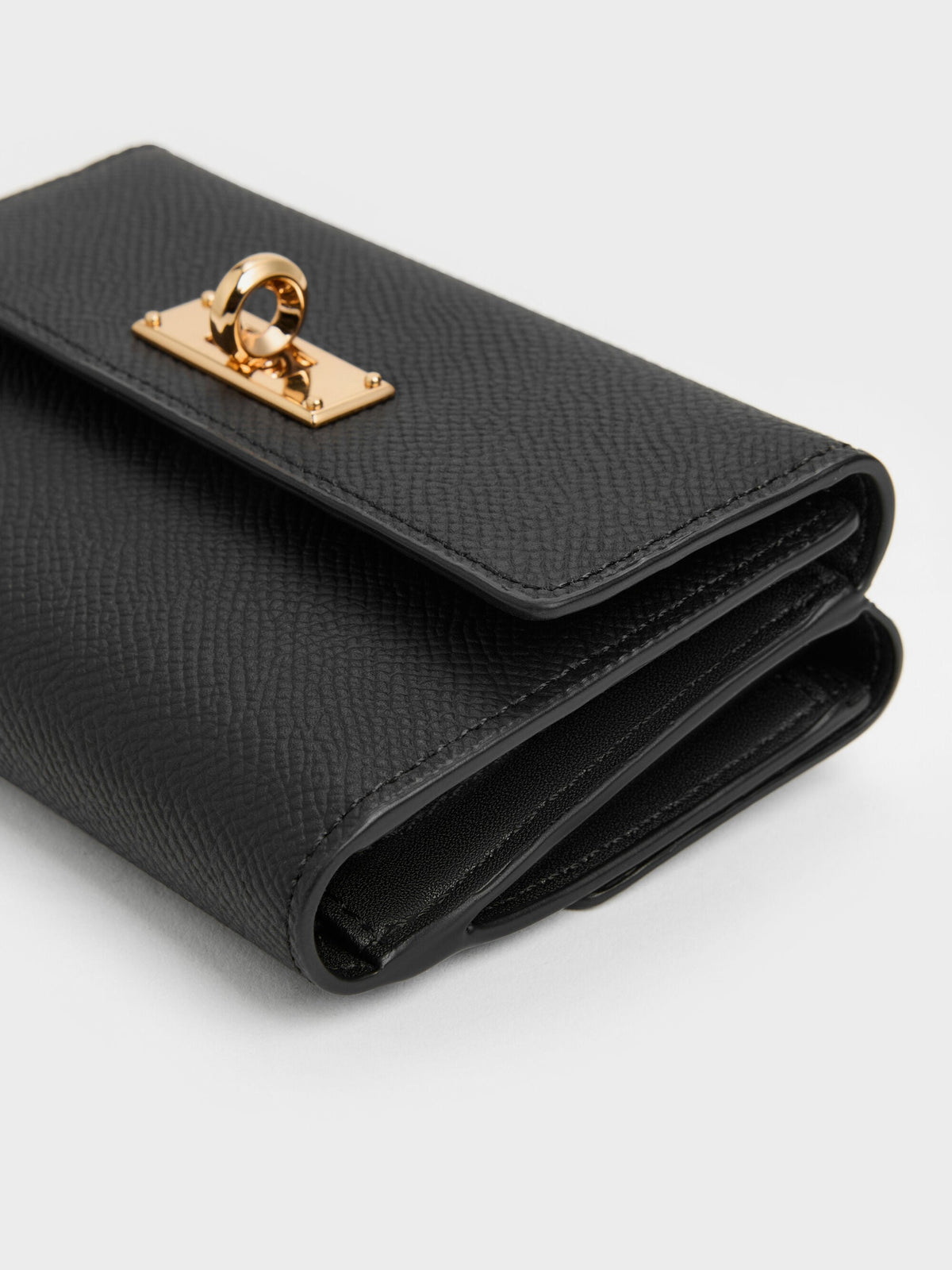 CHARLES & KEITH Trending / Tricha Turn-Lock Wallet - Black