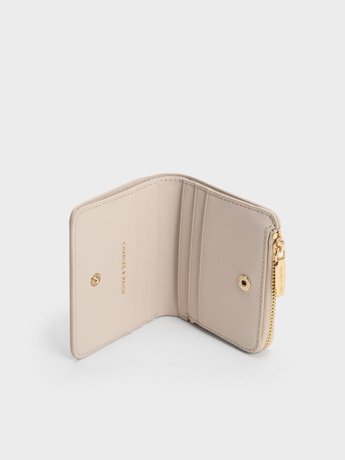 CHARLES & KEITH Essential / Keely Top Zip Small Wallet - Oat