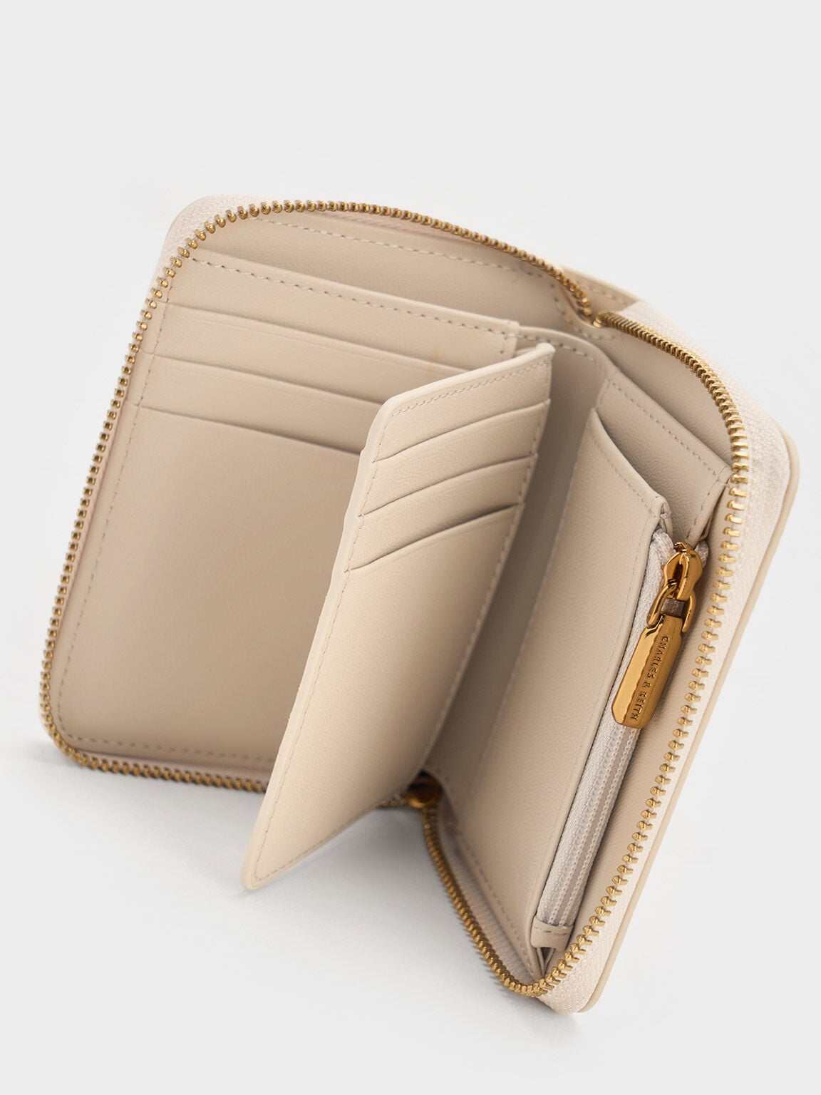 CHARLES & KEITH Popular / Basic Square Wallet - Ivory