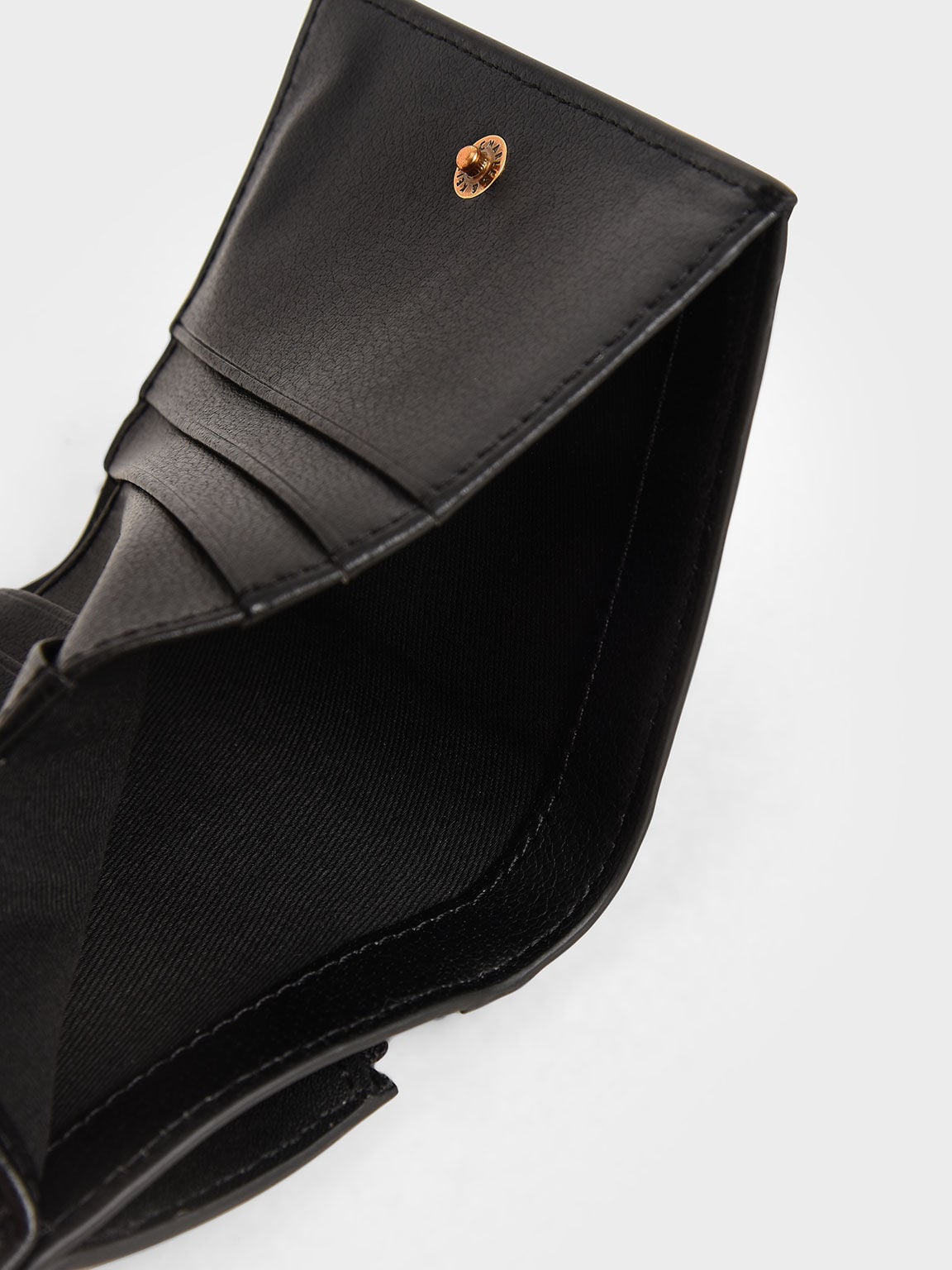 CHARLES & KEITH Customer Favorite / Daisy Bi-Fold Small Wallet - Black