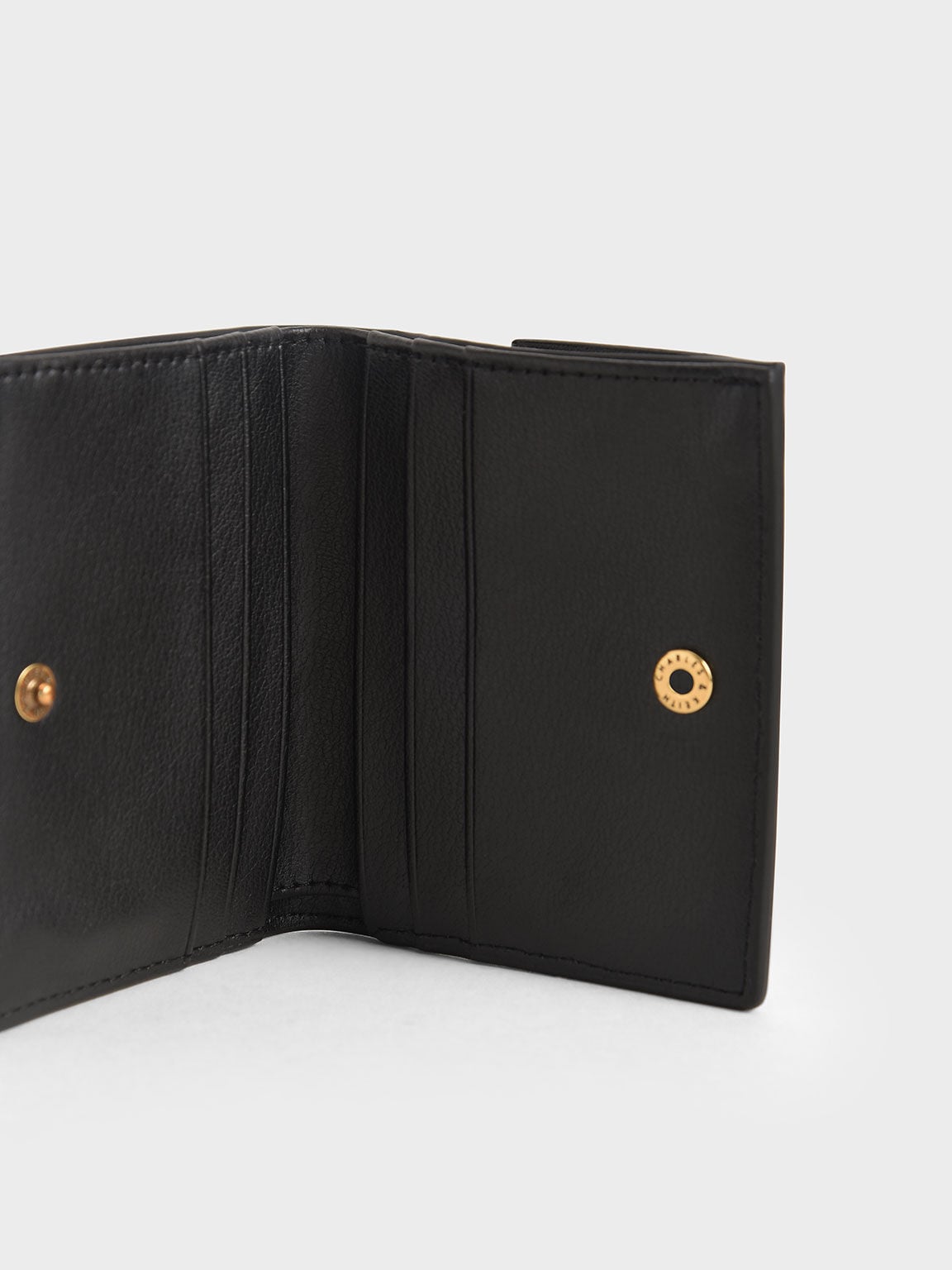 CHARLES & KEITH Customer Favorite / Daisy Bi-Fold Small Wallet - Black