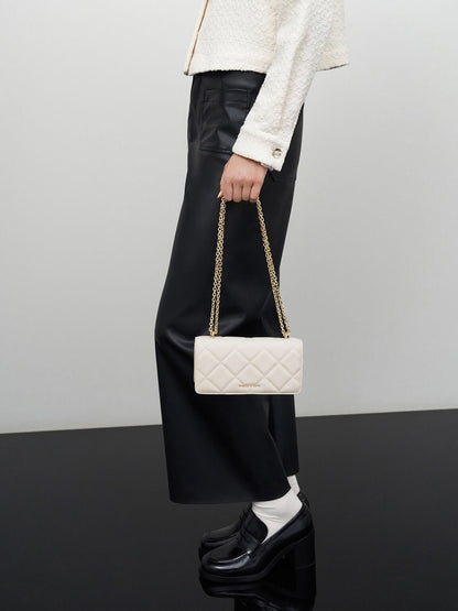 CHARLES & KEITH Latest / Paffuto Quilted Wallet On Chain - Cream