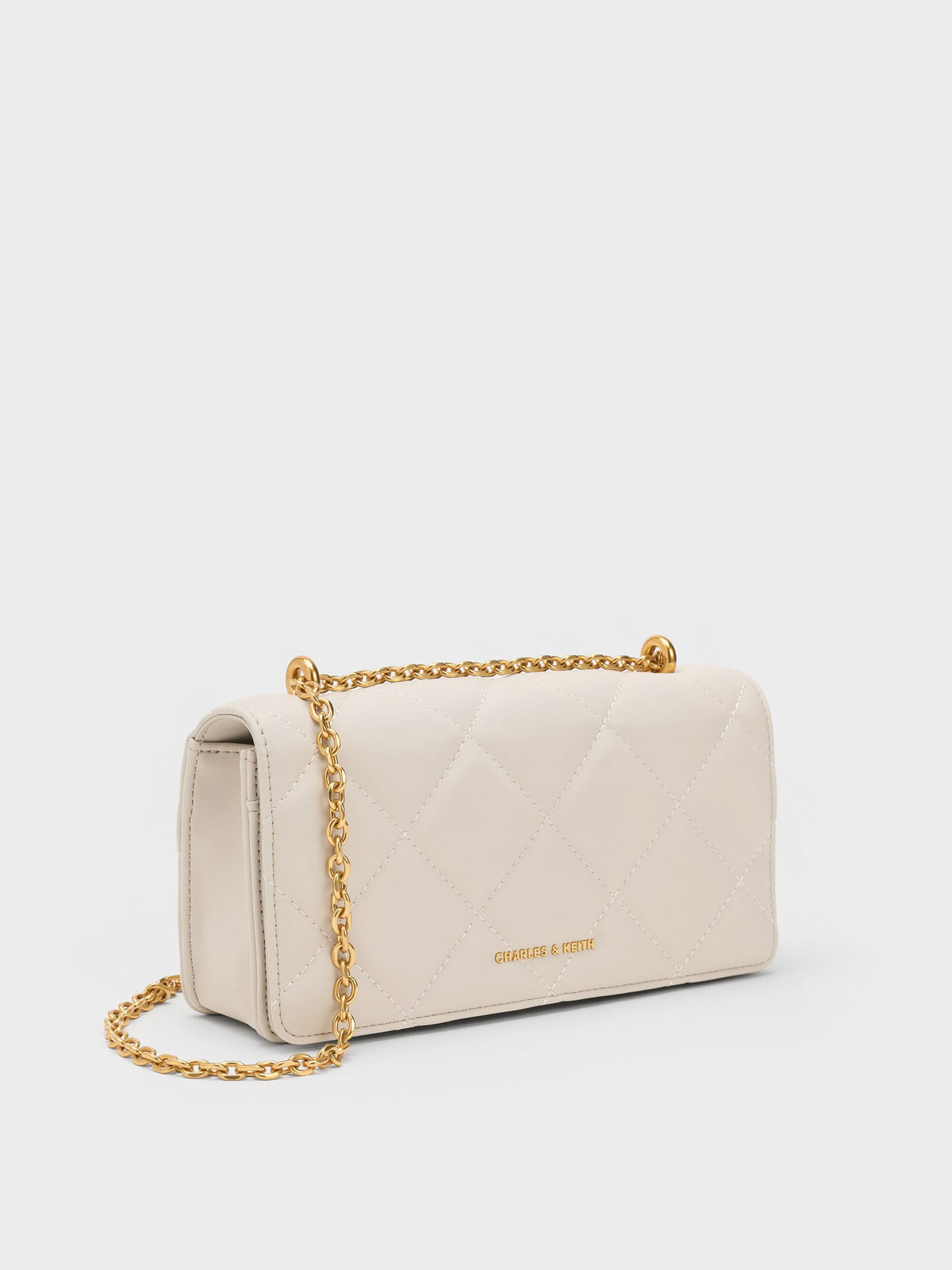 CHARLES & KEITH Latest / Paffuto Quilted Wallet On Chain - Cream