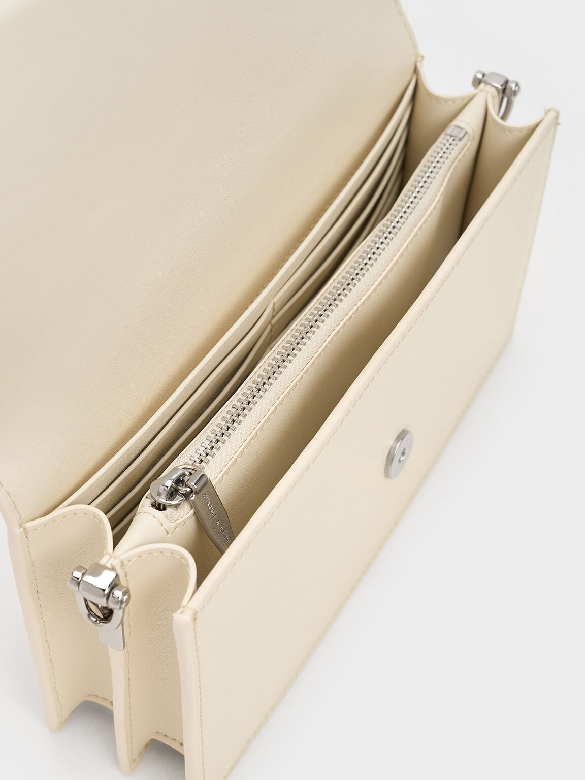 CHARLES & KEITH Great Value / Kristine Sculptural-Handle Long Wallet - Cream