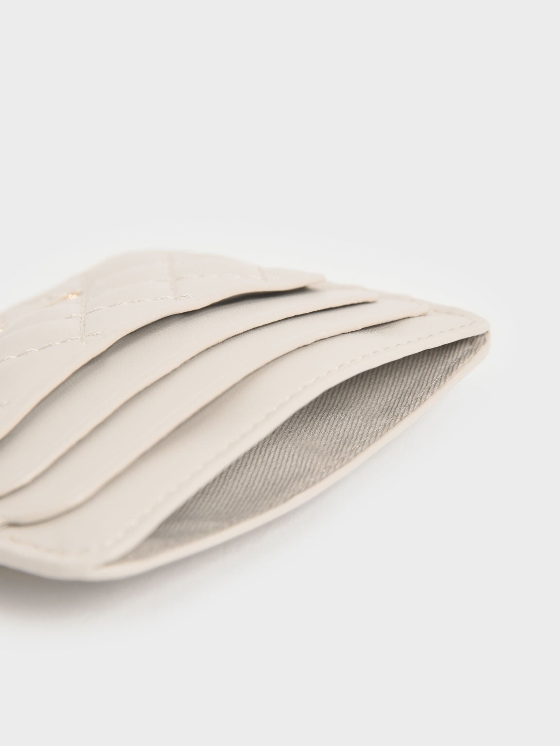 CHARLES & KEITH Sale / Cleo Quilted Card Holder - Ivory