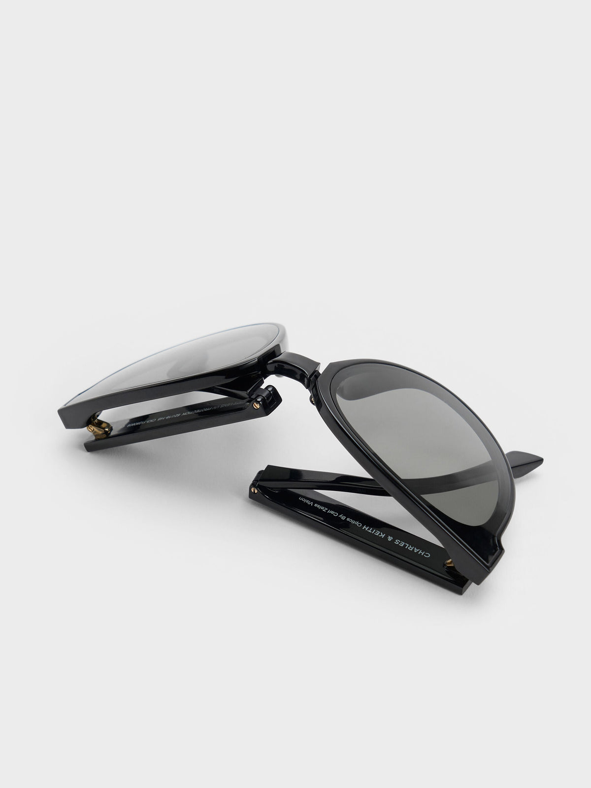 CHARLES & KEITH Trusted / Brea Foldable Aviator Sunglasses - Black