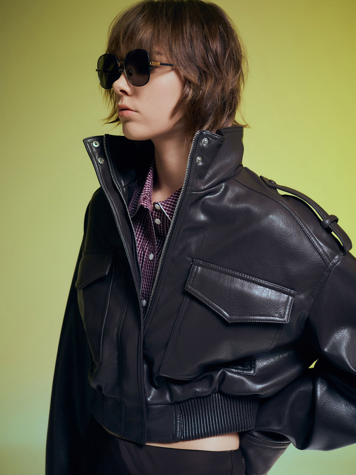CHARLES & KEITH Recommended / Ivette Butterfly Sunglasses - Black