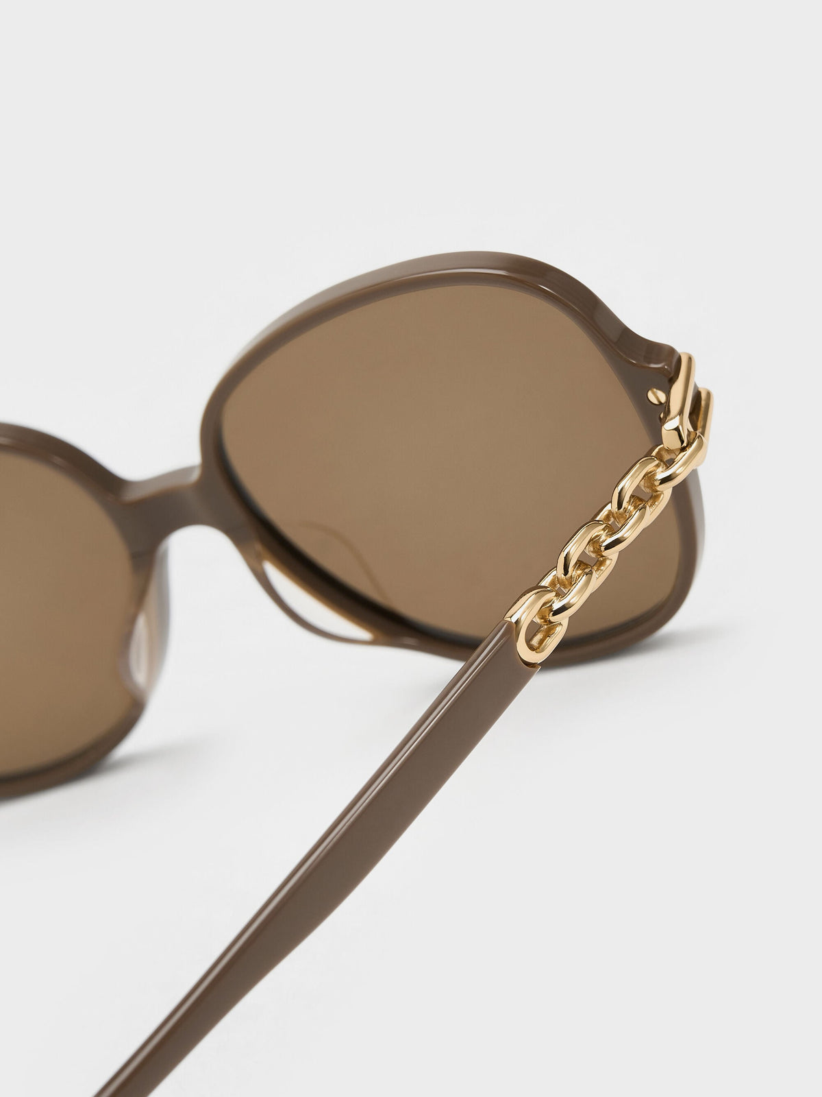 CHARLES & KEITH Signature / Delaney Chain-Link Butterfly Sunglasses - Chestnut Brown