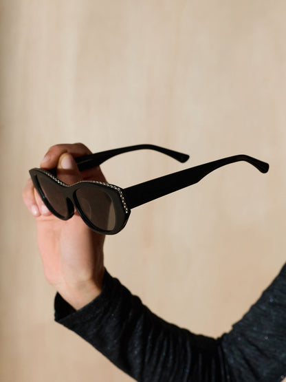 CHARLES & KEITH Smart Buy / Daenerys Cat-Eye Sunglasses - Noir