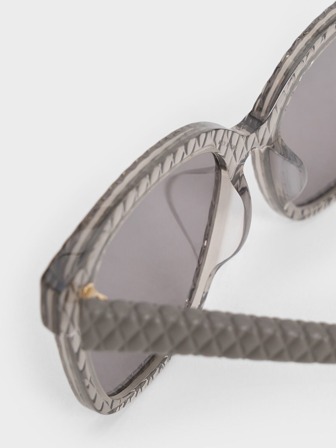 CHARLES & KEITH Everyday / Leather Quilted Sunglasses - Grey